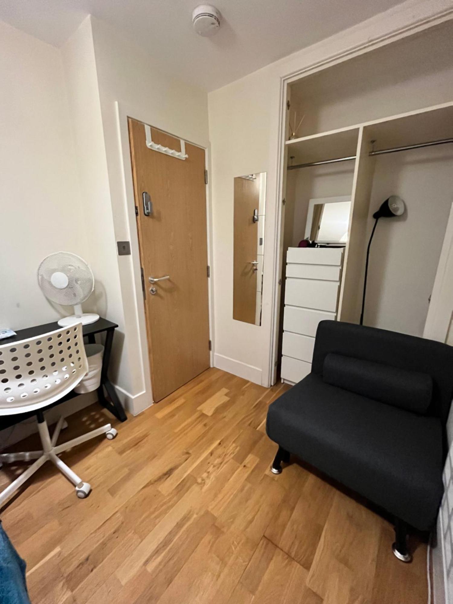 Metropolitan Coziness Private Bedrooms In Euston Station 161 ロンドン エクステリア 写真