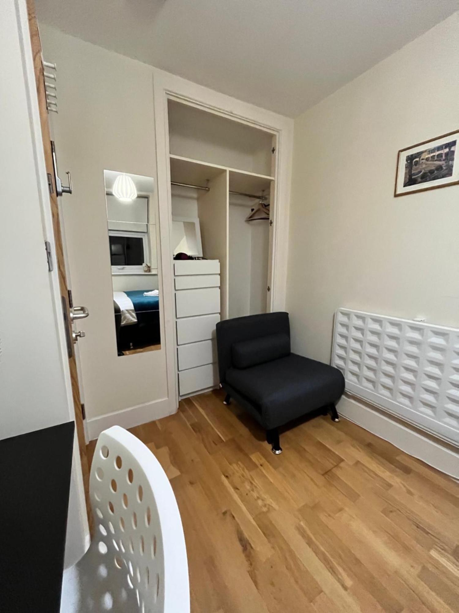 Metropolitan Coziness Private Bedrooms In Euston Station 161 ロンドン エクステリア 写真