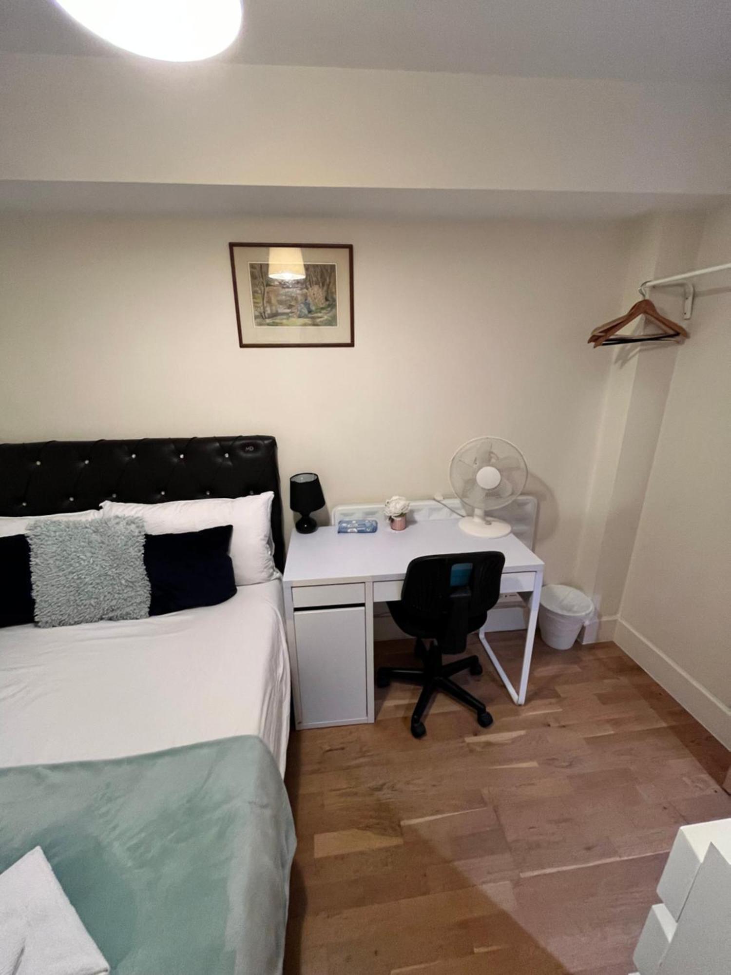 Metropolitan Coziness Private Bedrooms In Euston Station 161 ロンドン エクステリア 写真