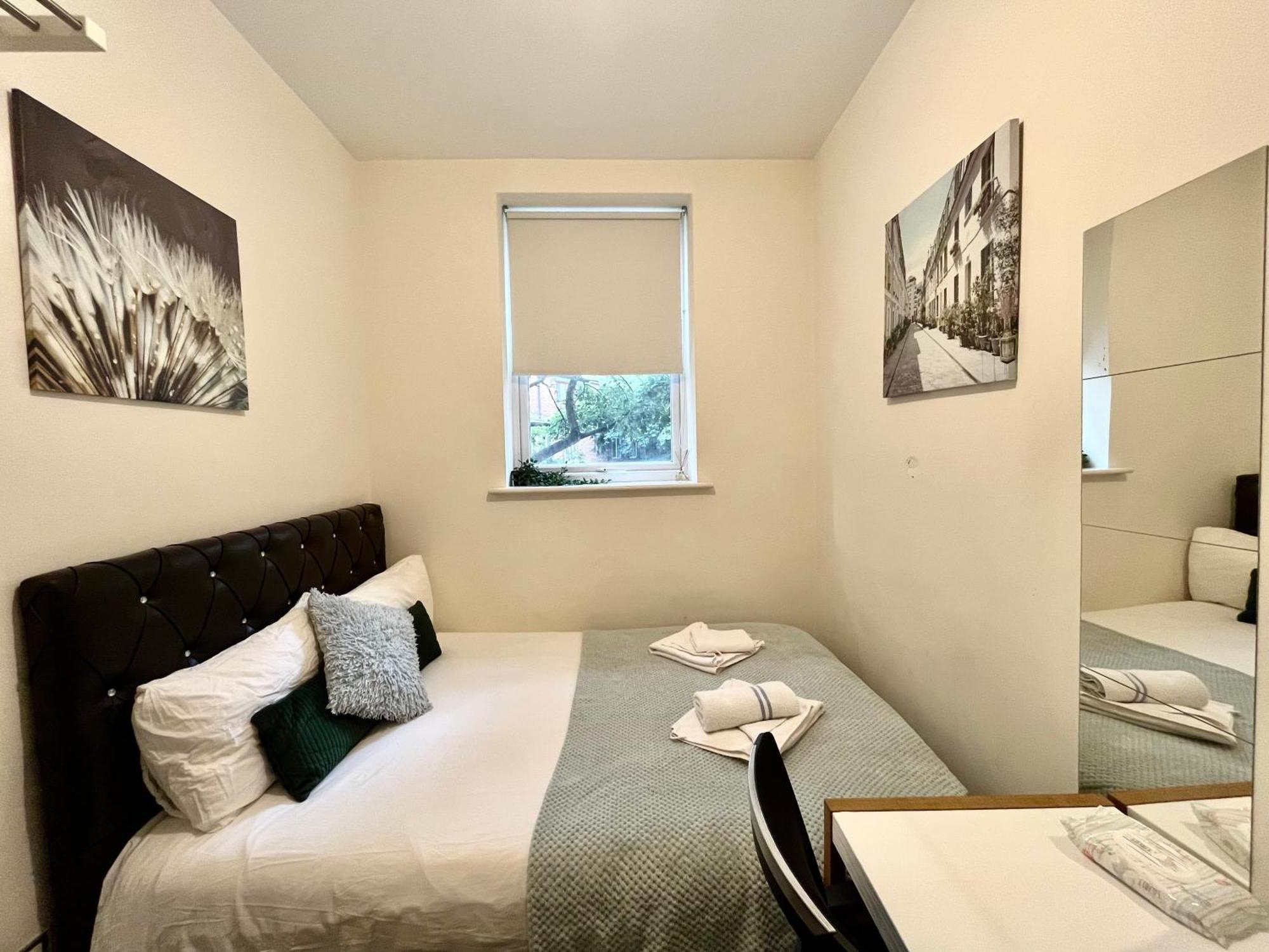 Metropolitan Coziness Private Bedrooms In Euston Station 161 ロンドン エクステリア 写真